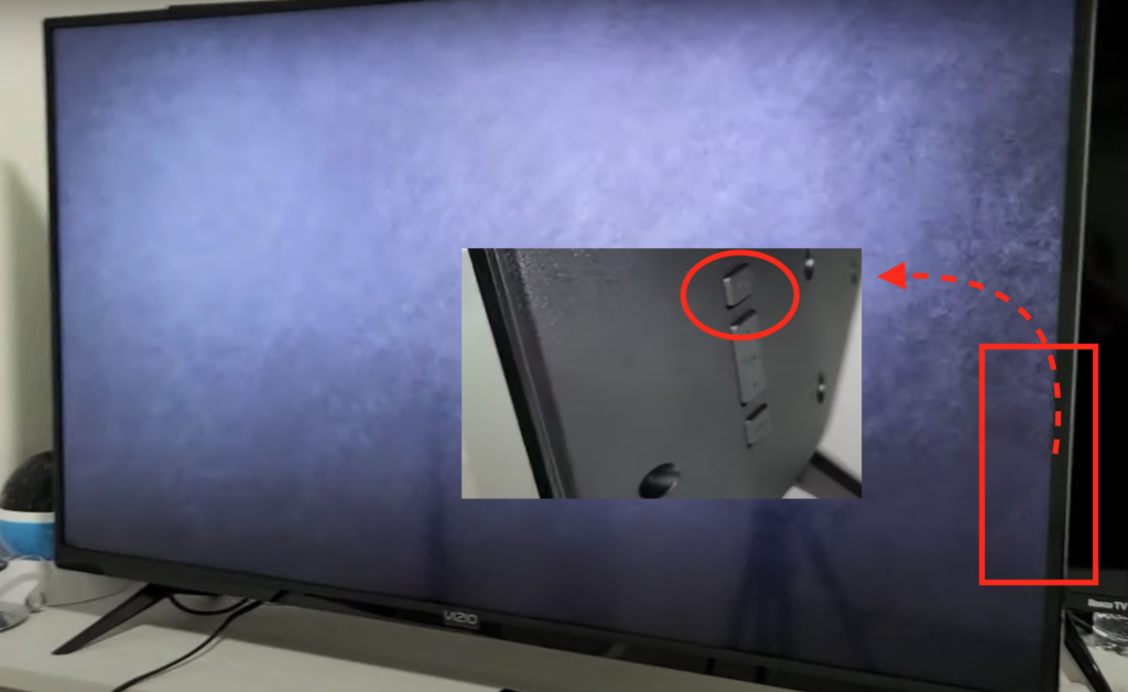 botón de encendido de vizio en la parte posterior derecha del televisor